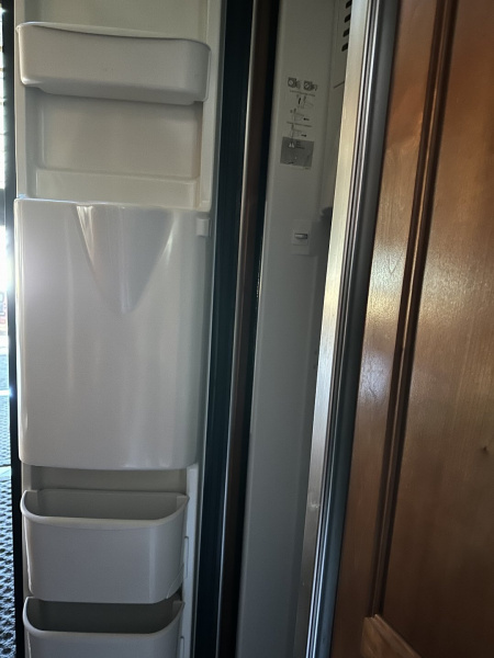 Used 2008 Country Coach 45’ Class A Diesel Pusher