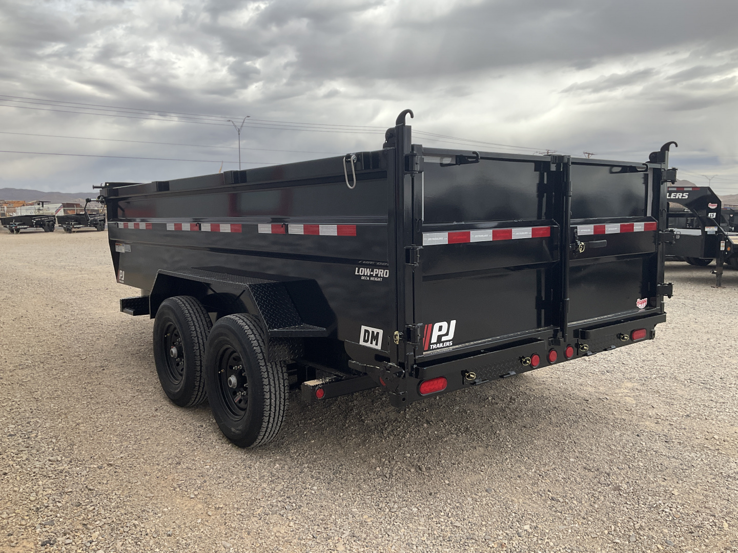 New 2026 PJ 83"x14' BP Tandem Axle Low Pro High Side Dump w/ 36" Sides – DM