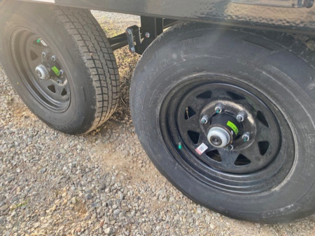 New 102x20 Tandem Axle 10K Deckover Equipment