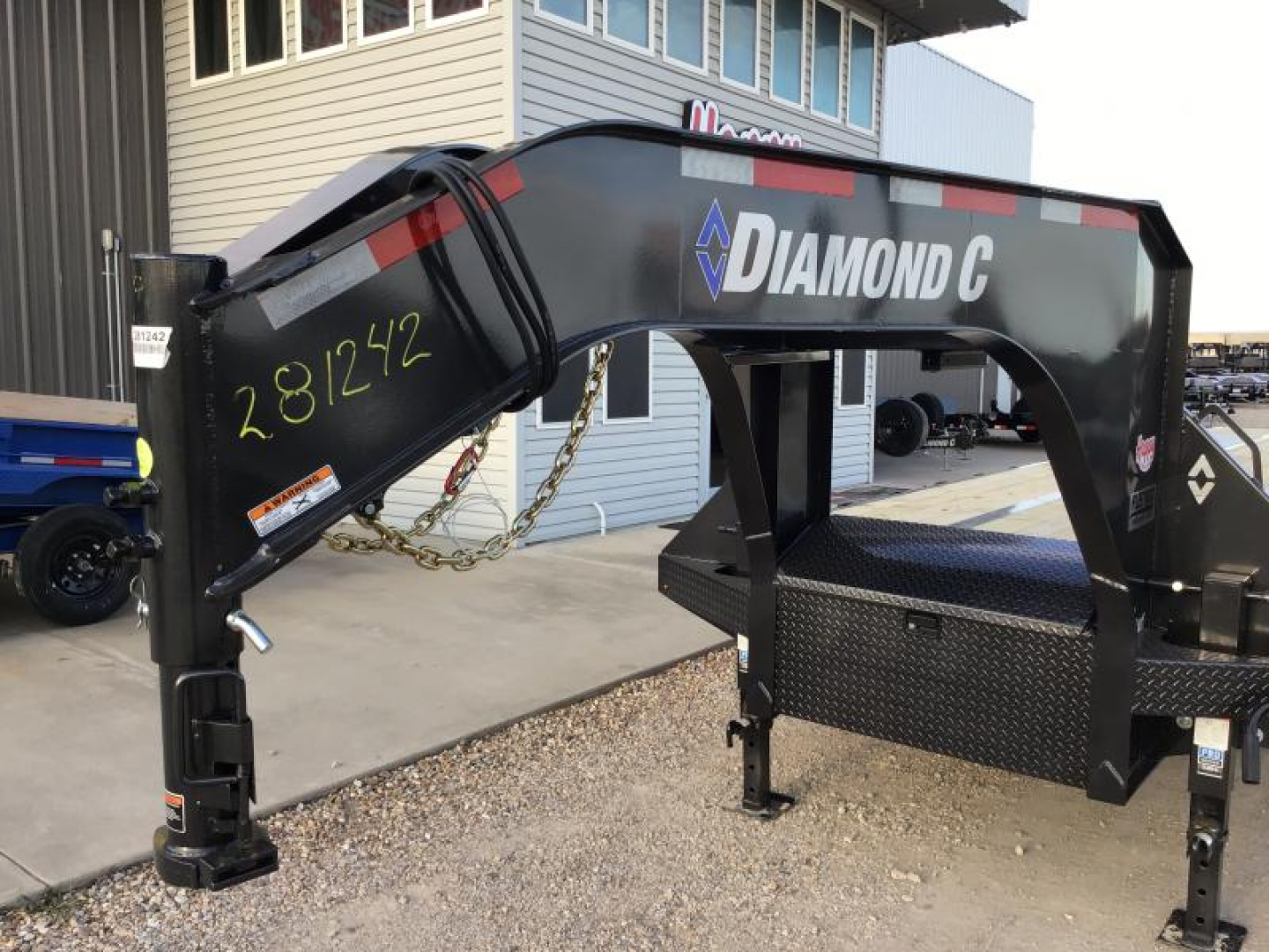 New 2026 Diamond C 102"x40' Engineered Beam FMAX210 w/ Max Ramps