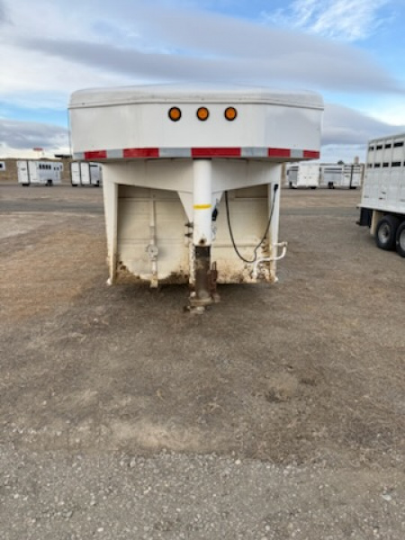 Used 2001 Titan Trailer 24' Stock Trailer