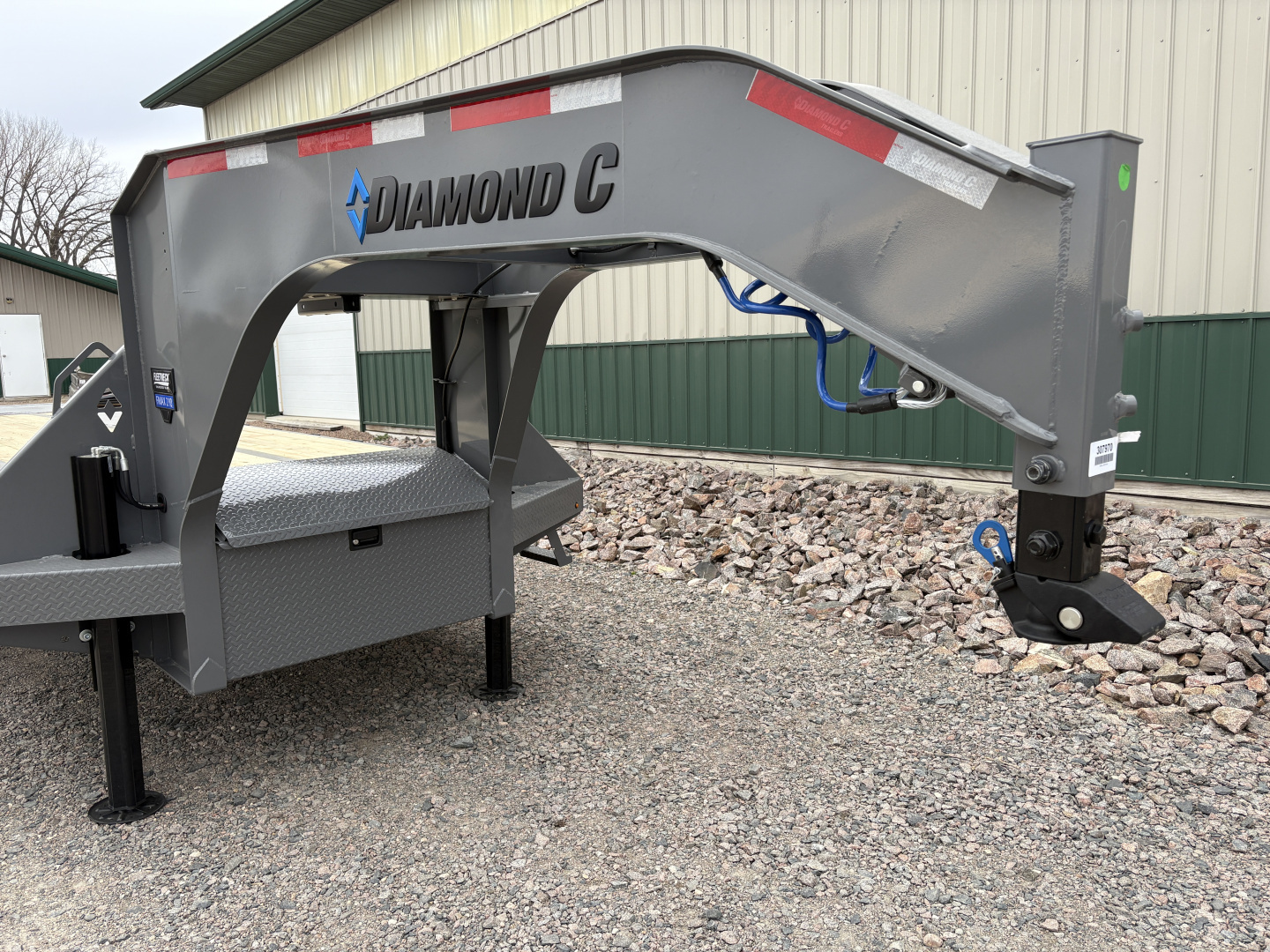 New 2026 30' FMAX210 Gooseneck Flatbed Trailer - Hyd Jacks