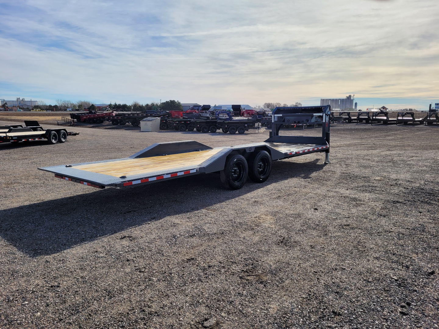 New 2026 Buckshot 102" x 26' Gooseneck Tilt Trailer W/8K Axles