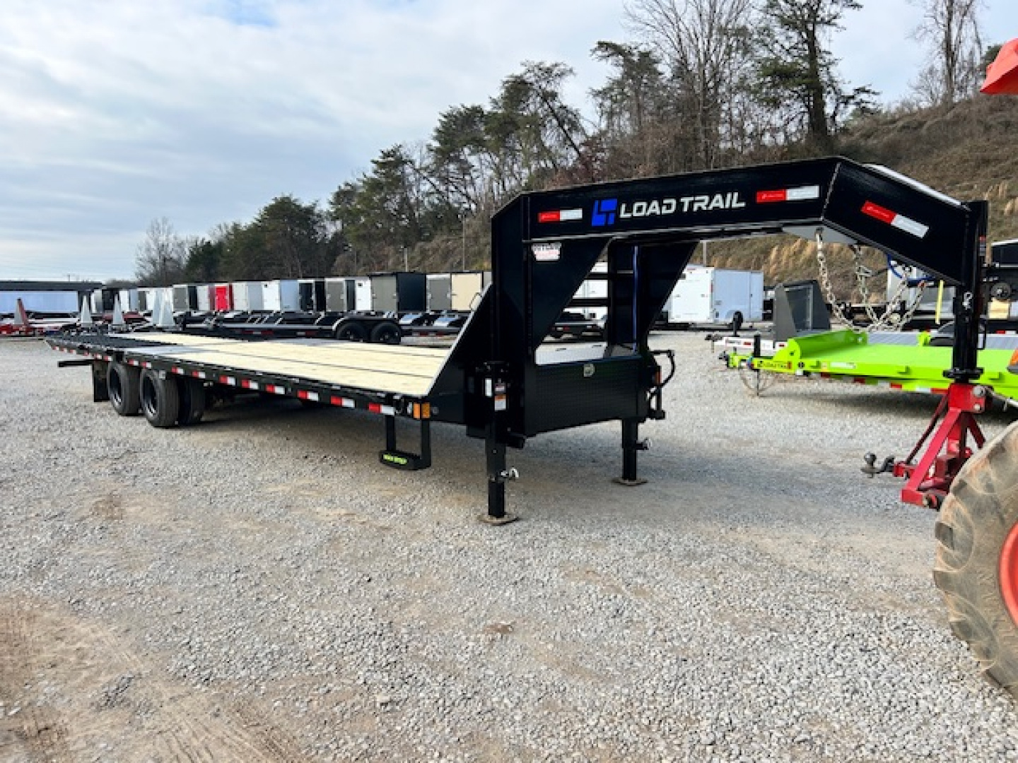 New 2026 Load Trail 102x32 24k HYDRATAIL Equipment Trailer