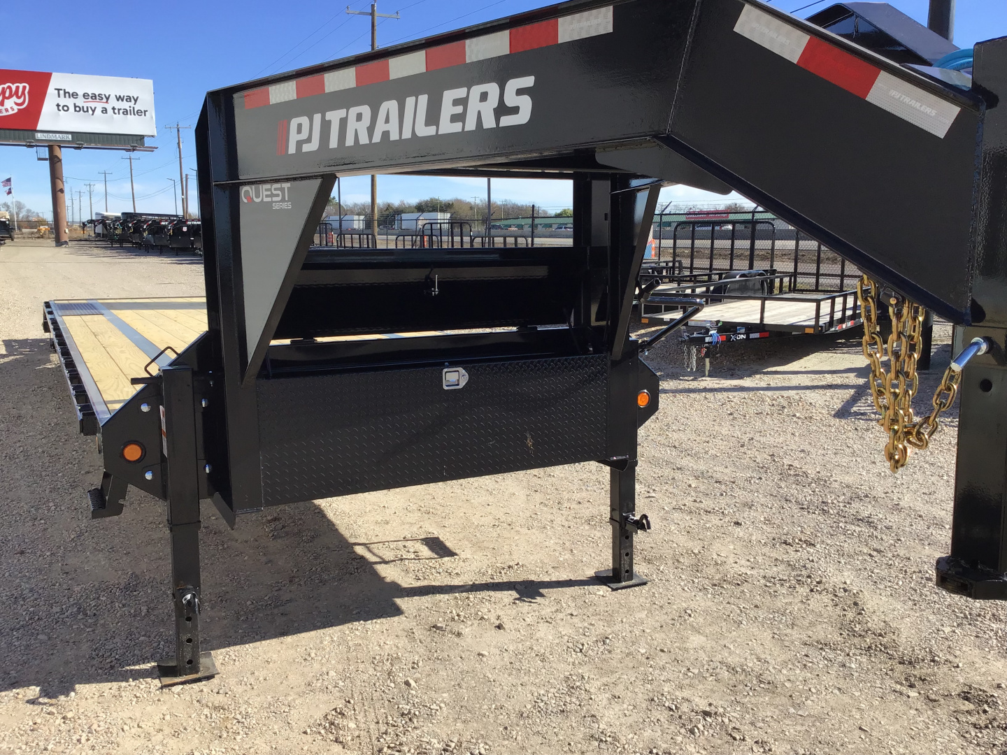 New 2026 PJ 102”x32’ Quest Gooseneck Flatbed w/ Singles – LQ