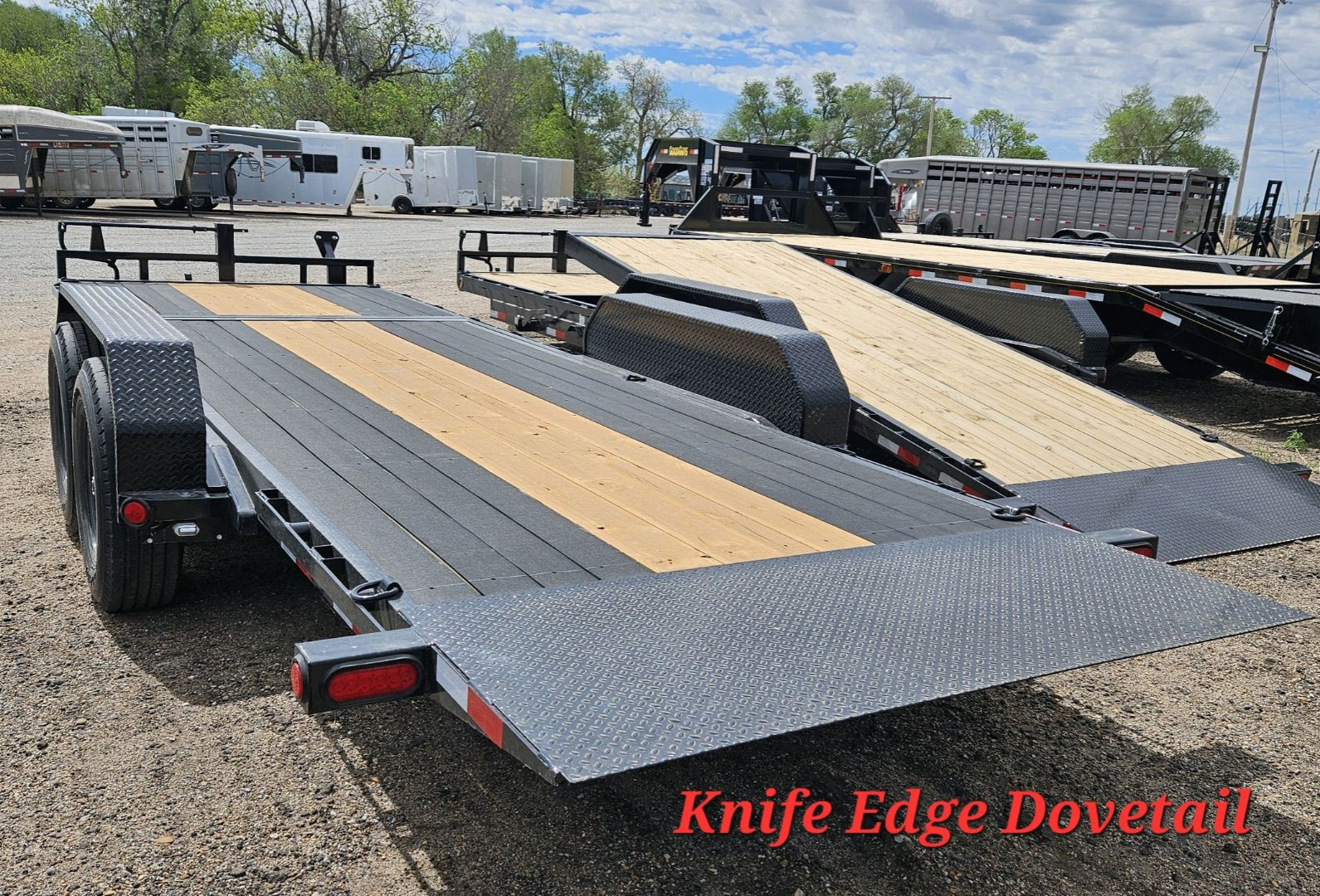 New 2026 PJ Trailers 82" x 22' 6" Channel Equipment Tilt (T6) Trailer