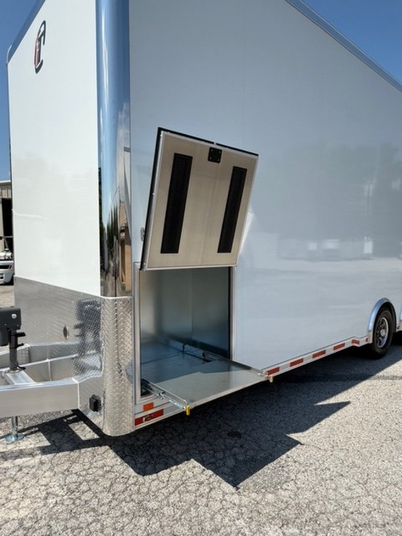 New 2025 inTech Trailers 8.5x32 Stacker