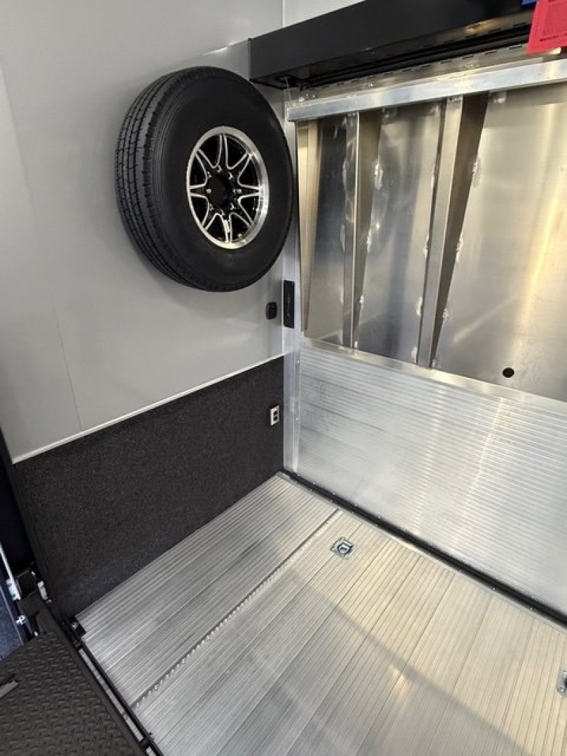 New 2025 inTech Trailers 8.5x32 Stacker