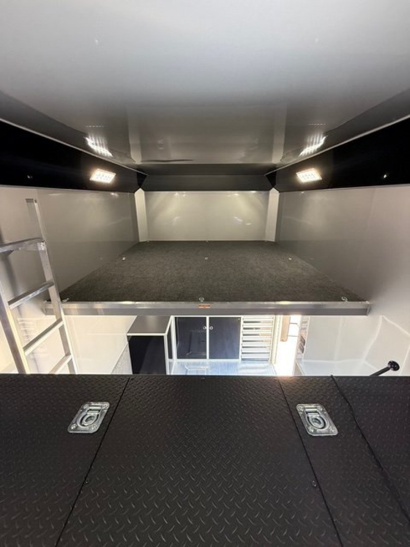 New 2025 inTech Trailers 8.5x32 Stacker