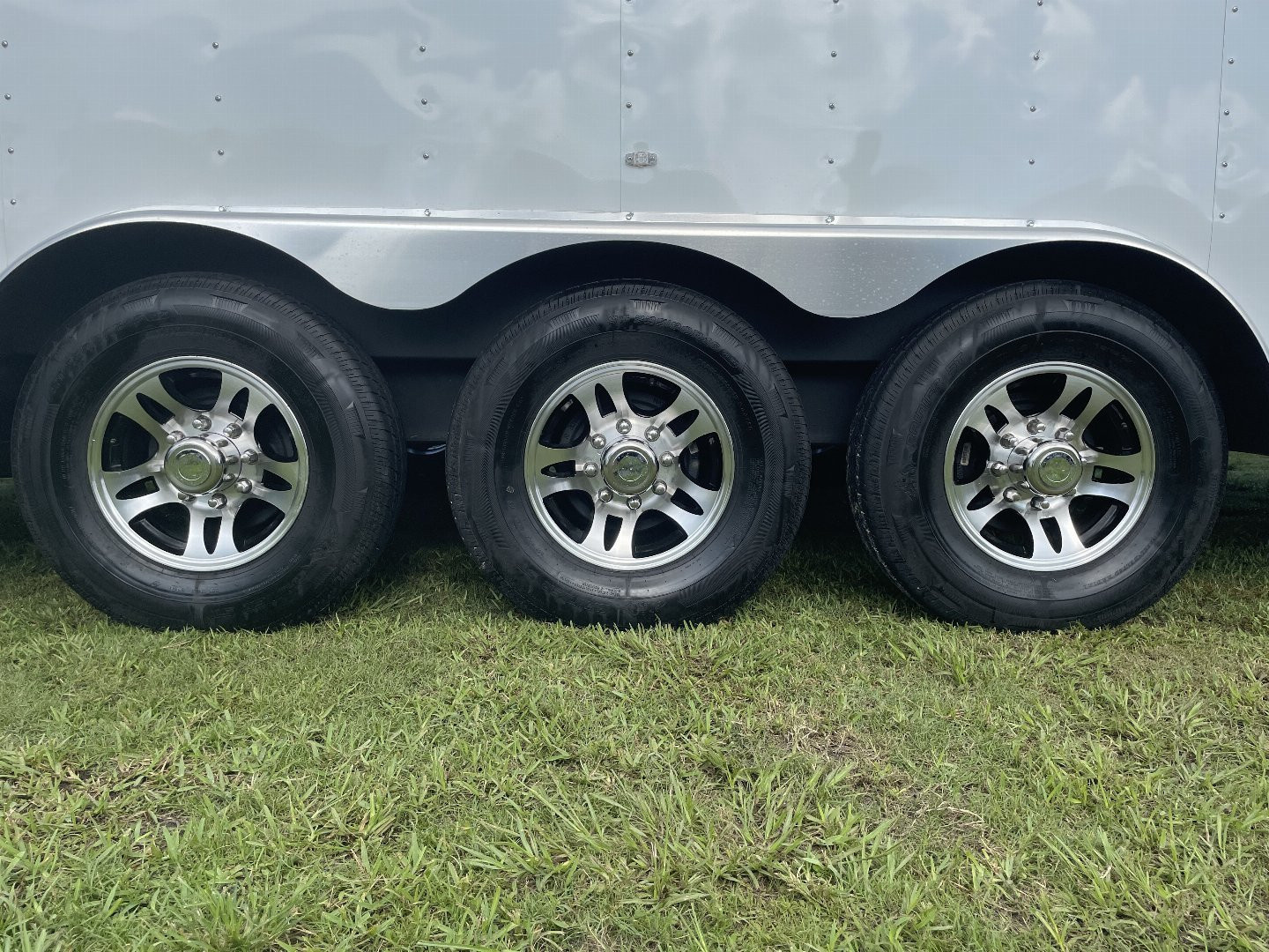 New 2025 TEAM SPIRIT LIMITED EDITION 8.5' X 30' STACKER