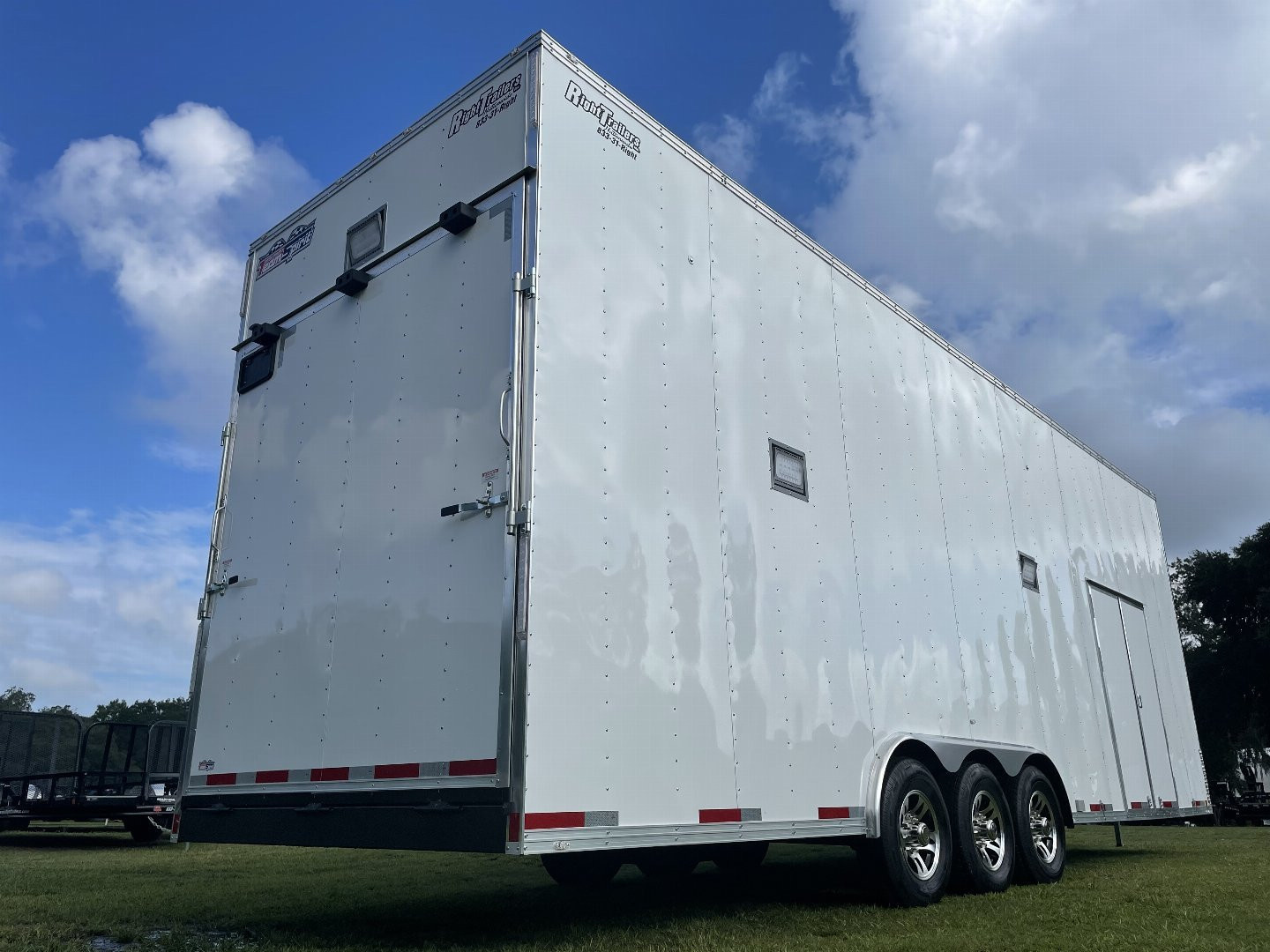 New 2025 TEAM SPIRIT LIMITED EDITION 8.5' X 30' STACKER
