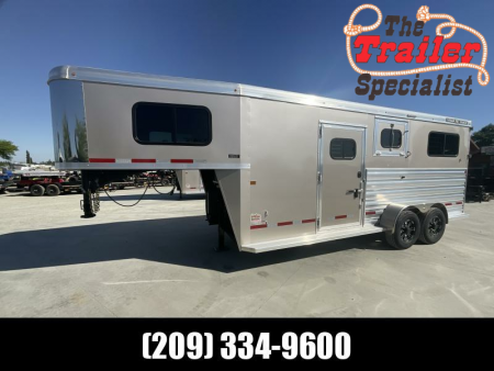 New 2025 Logan Coach RIOT2+1GN STR Horse Trailer