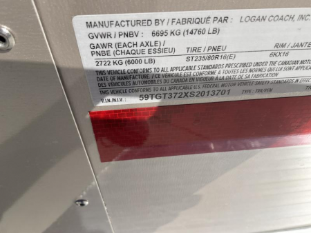 New 2025 Logan Coach RIOT2+1GN STR Horse Trailer