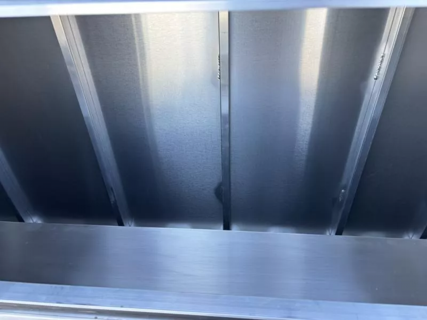 New 2026 Lakota IN8315FKP Horse Trailer