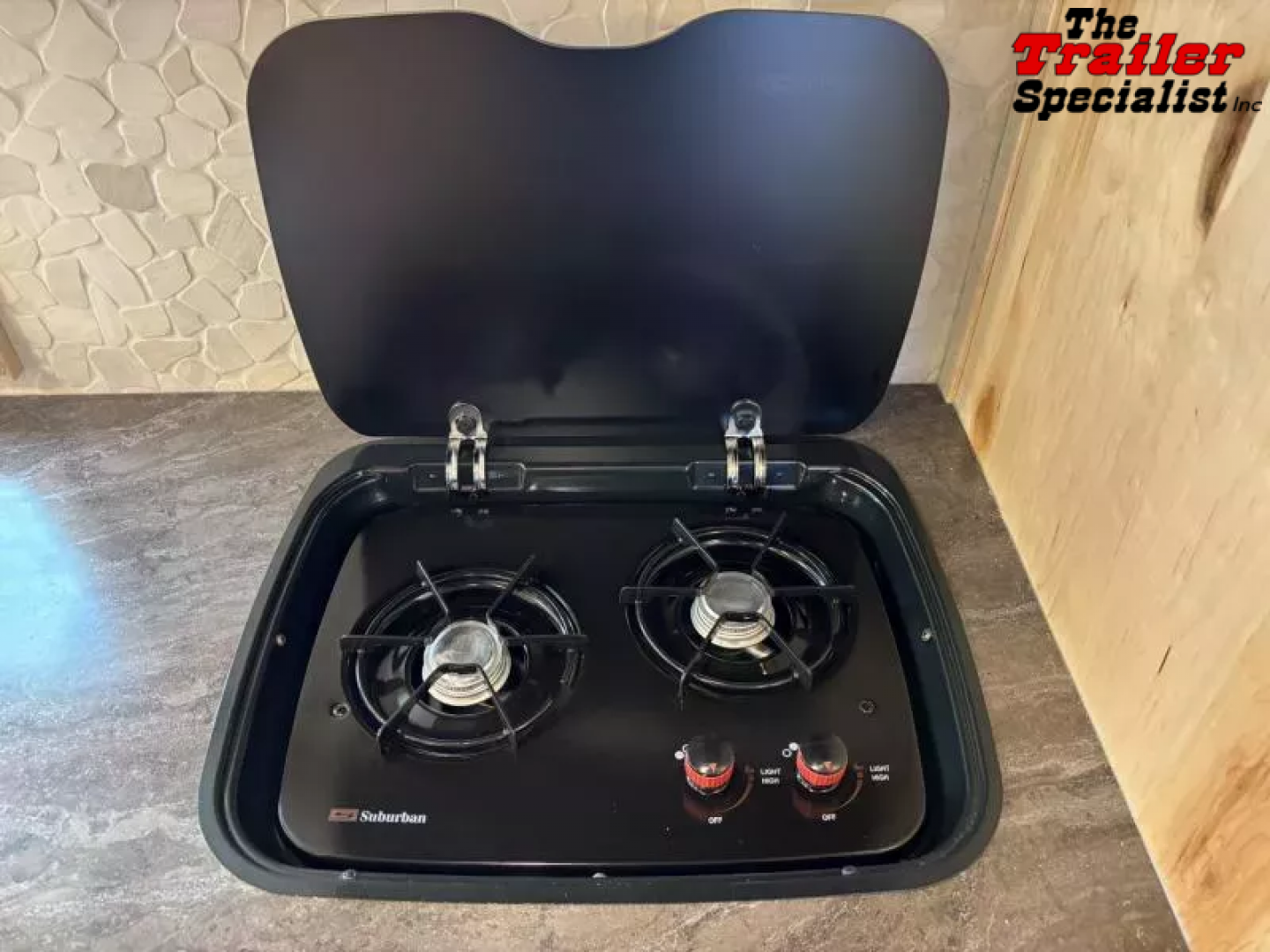 New 2026 Lakota IN8315FKP Horse Trailer