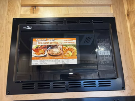 New 2026 Lakota IN8315FKP Horse Trailer