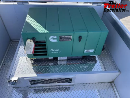 New 2026 Lakota IN8315FKP Horse Trailer