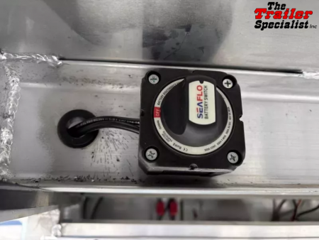 New 2026 Lakota IN8315FKP Horse Trailer