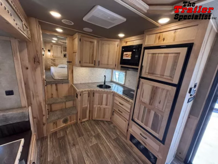 New 2026 Lakota IN8315FKP Horse Trailer