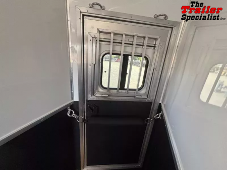 New 2026 Lakota IN8315FKP Horse Trailer