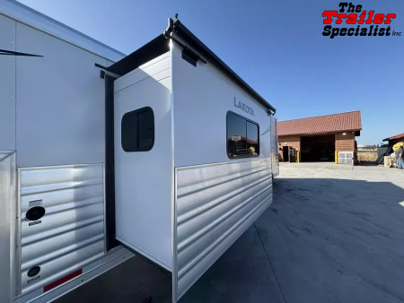 New 2026 Lakota IN8315FKP Horse Trailer