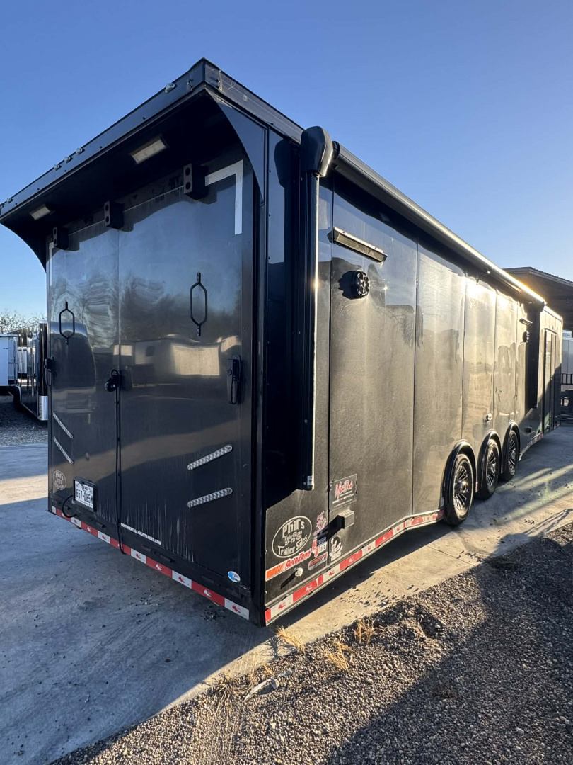 Used USED 2023 Continental Cargo 8.5X34 RACE TRAILER BATHROOM PACKAGE OVER $10,000 WORTH OF ADD-ONS!!! ELECTRIC AWNING & MINI SPLIT!! Car / Racing Trailer
