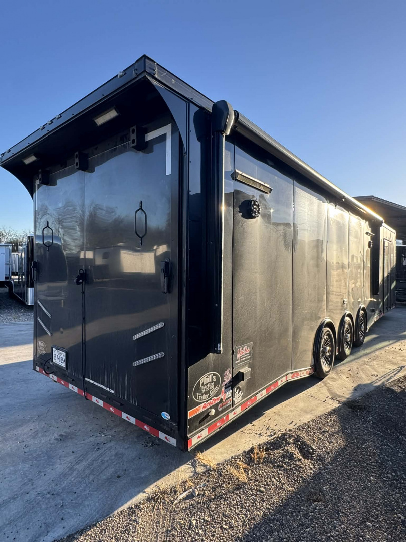Used USED 2023 Continental Cargo 8.5X34 RACE TRAILER BATHROOM PACKAGE OVER $10,000 WORTH OF ADD-ONS!!! ELECTRIC AWNING & MINI SPLIT!! Car / Racing Trailer