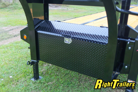 New 2026 8.5X40 PJ GOOSENECK EQUIPMENT TRAILER