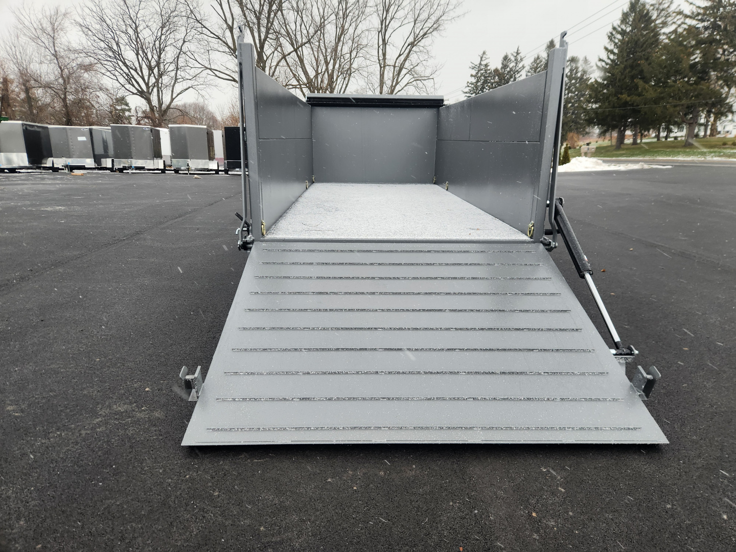 New 2026 BWISE DUTG17 82x16 17K Gooseneck Ultimate Dump Trailer