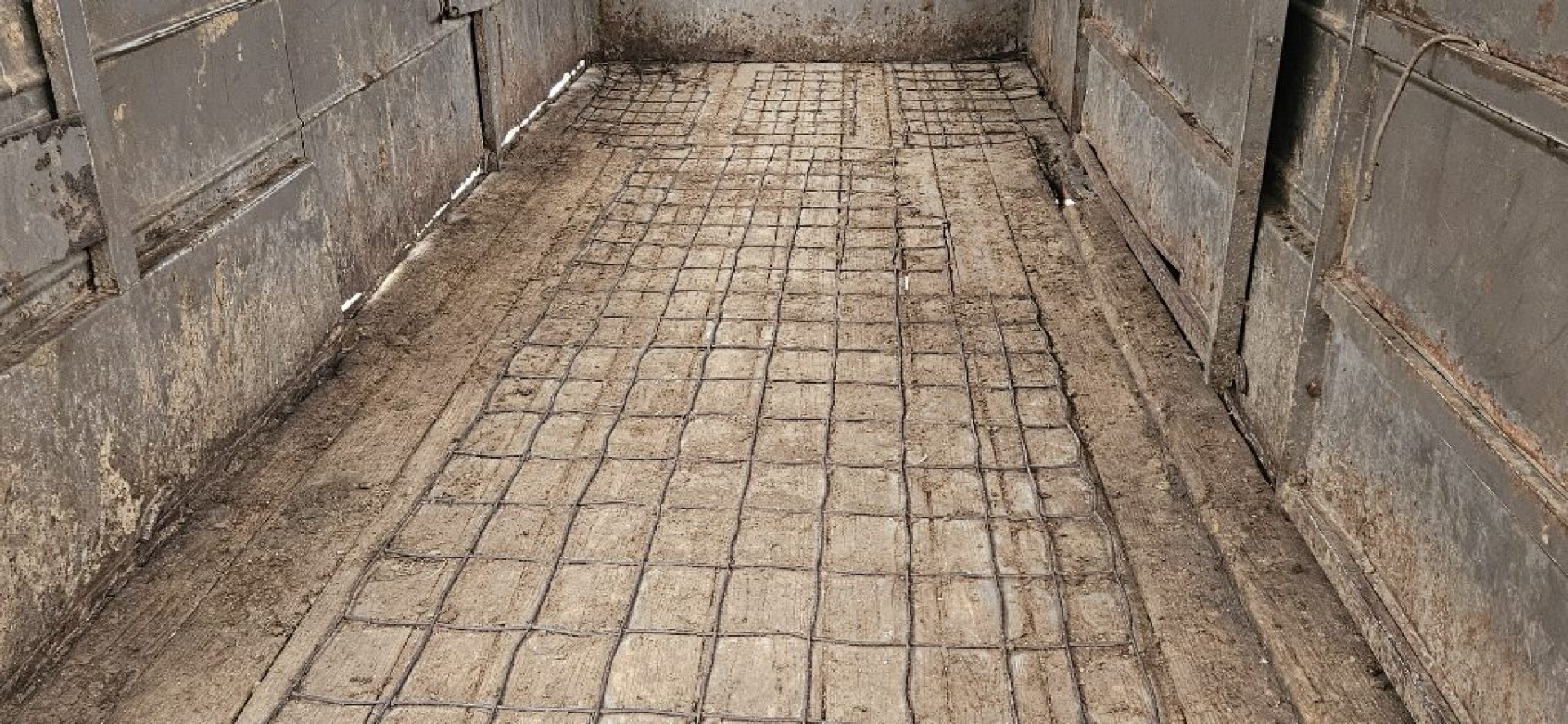 Used 2015 Delta Mfg 6'8" x 22' Stock Trailer