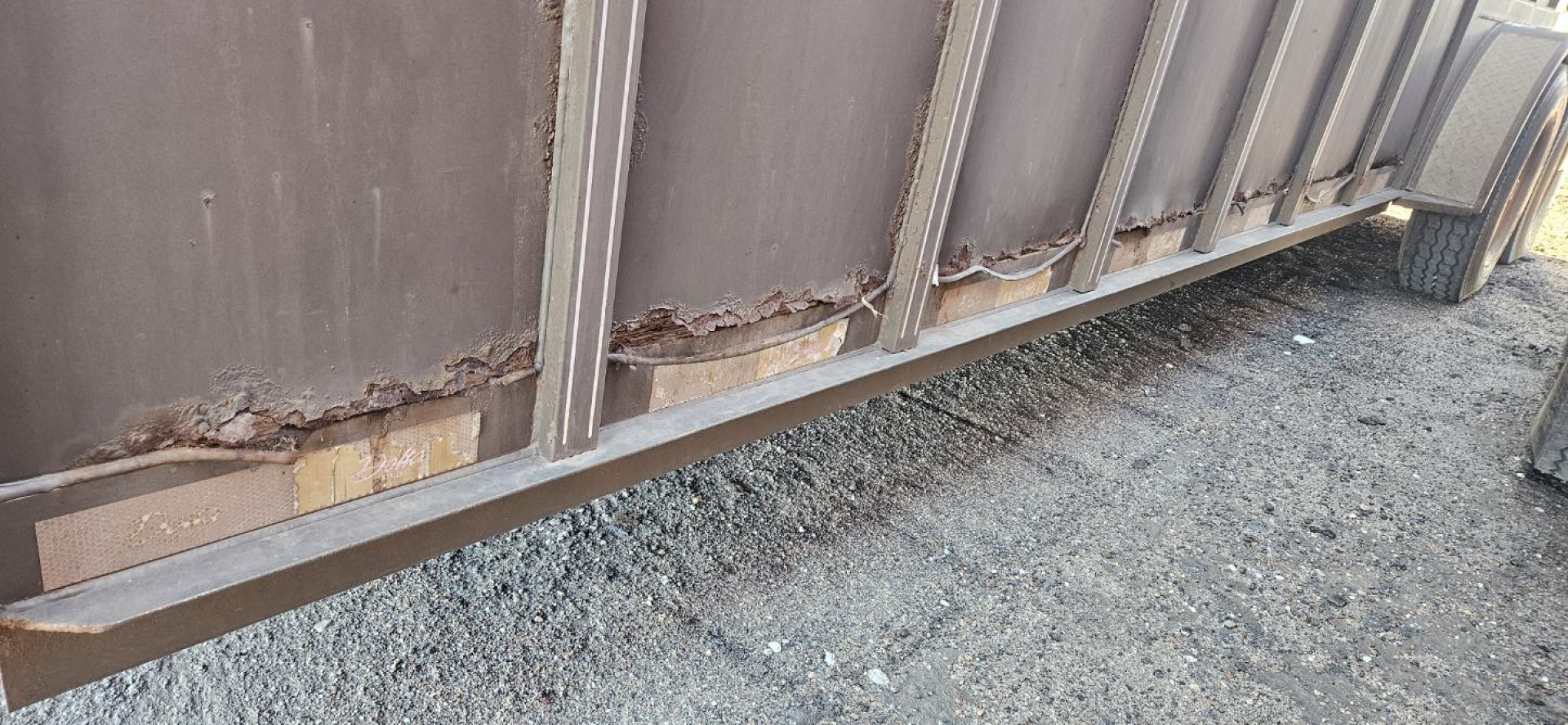 Used 2015 Delta Mfg 6'8" x 22' Stock Trailer