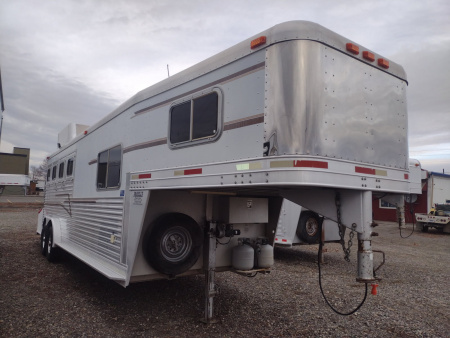 Used 2003 Elite Trailers 4 horse weekender Trailer