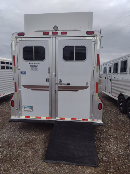 Used 2003 Elite Trailers 4 horse weekender Trailer