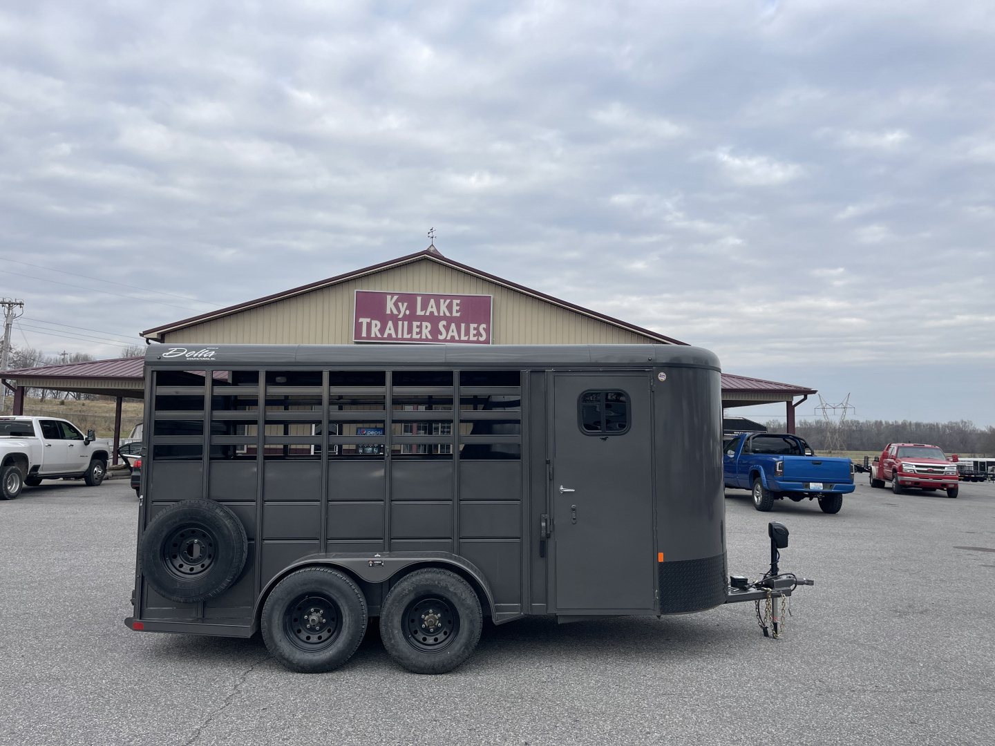 Horse trailer sales near me today