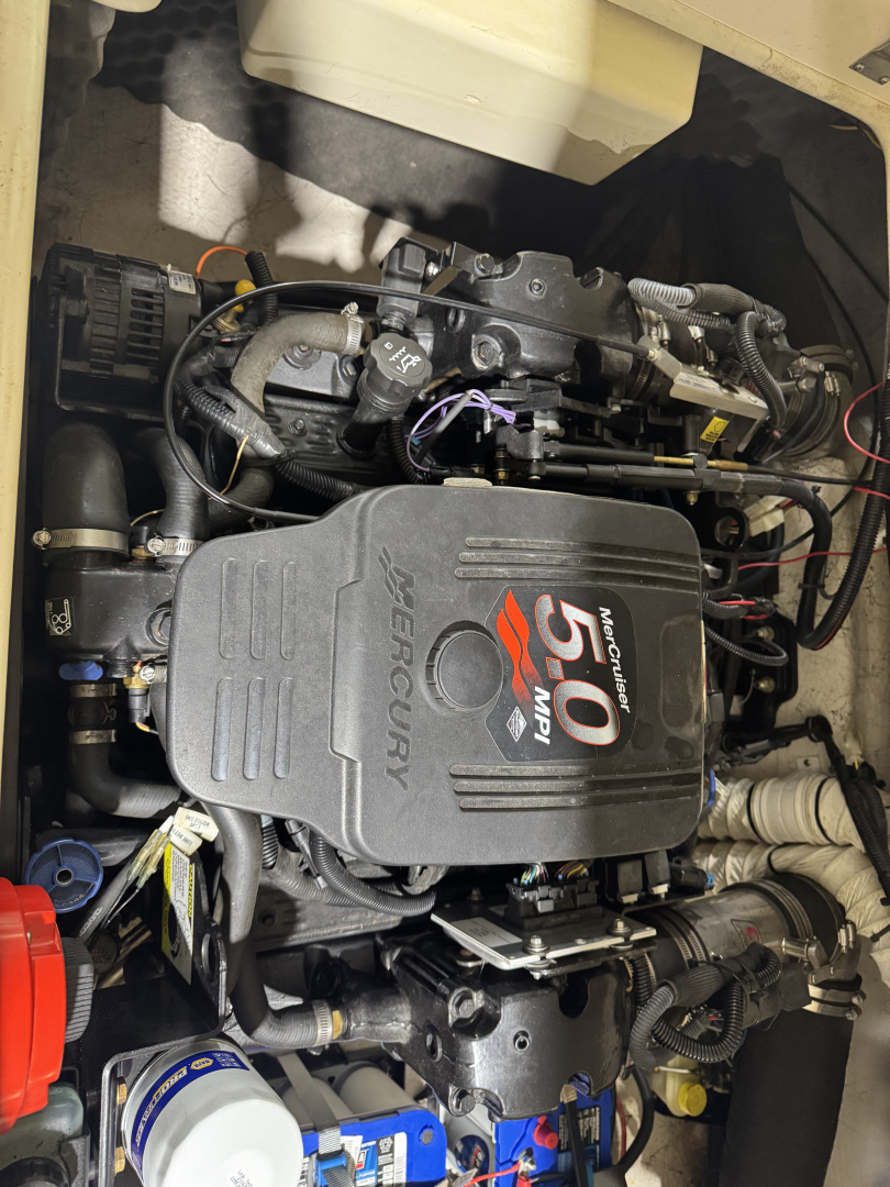 Used 2003 Rinker 212 Captiva Bowrider