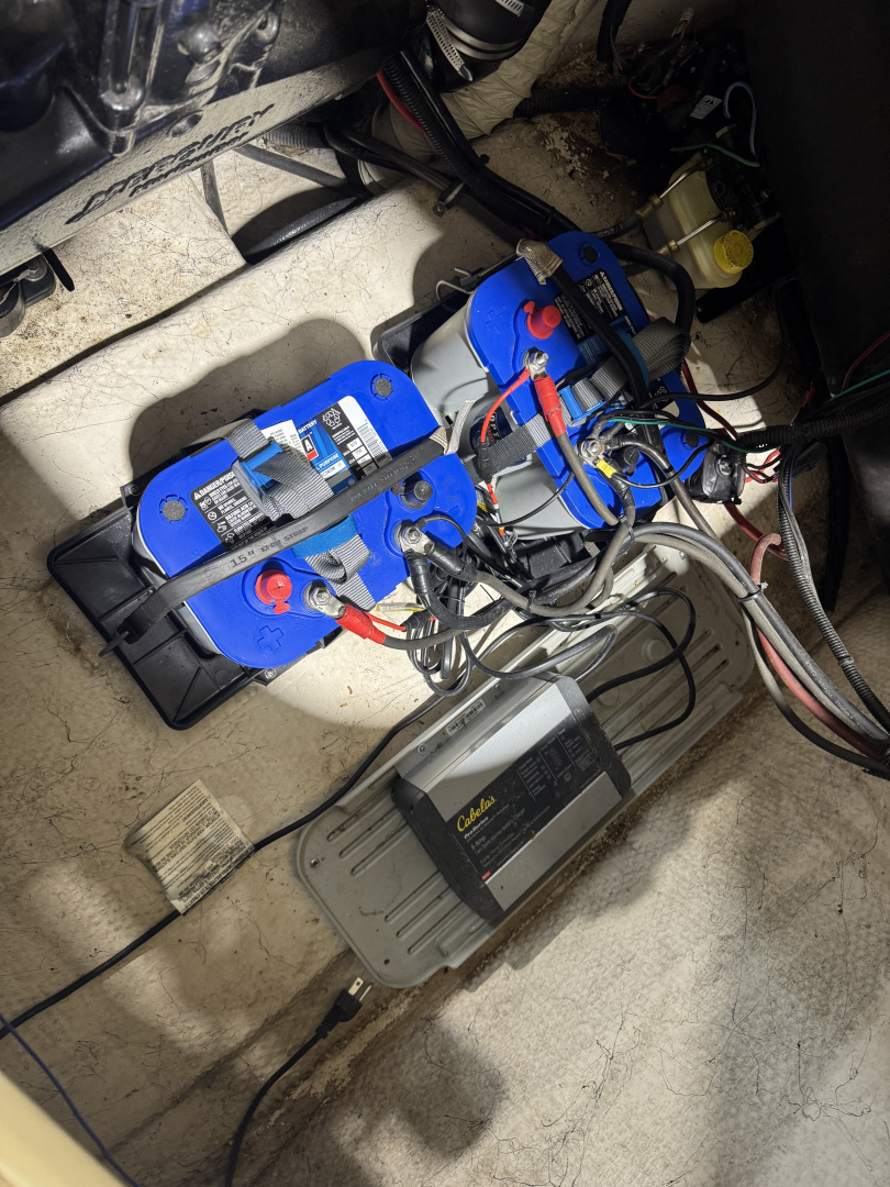 Used 2003 Rinker 212 Captiva Bowrider