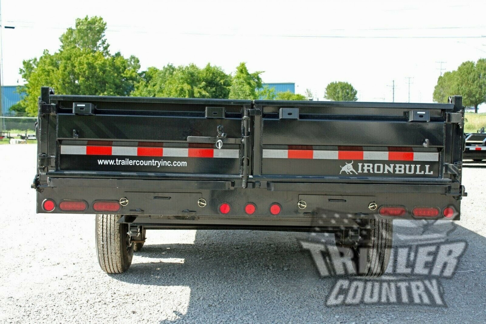 New 2026 New 8' x 14' Iron Bull Scissor Hoist Hydraulic Dump Trailer w/18" High DUAL DROP SIDES, Remote Power Up & Down, and MORE