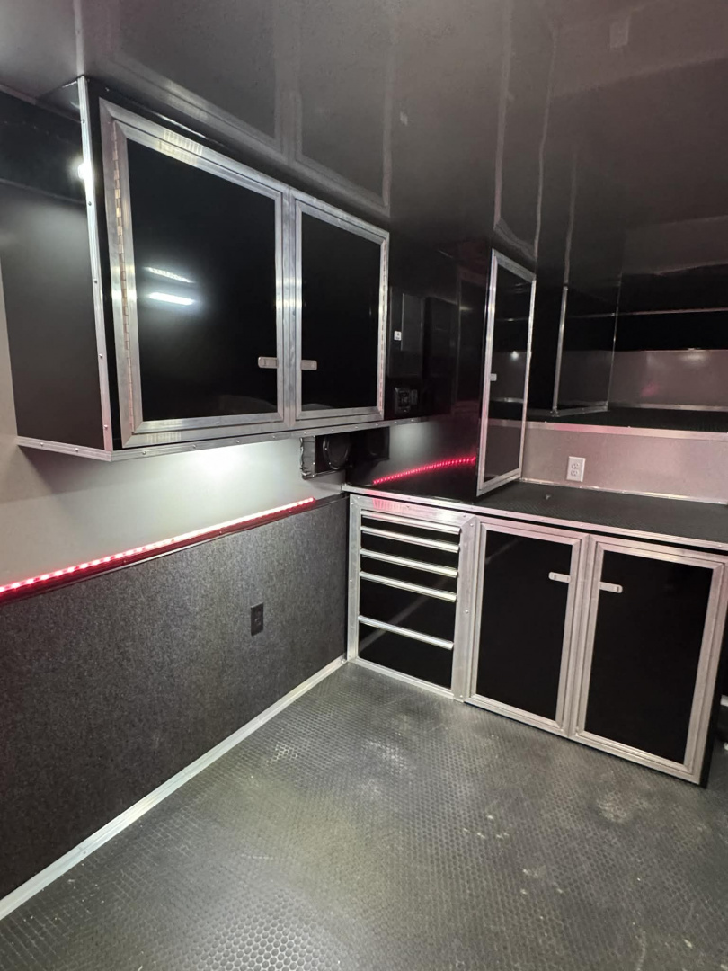 New 2025 RC Trailers 8.5X44 GOOSENECK TRAILER ELECTRIC AWNING Car / Racing Trailer