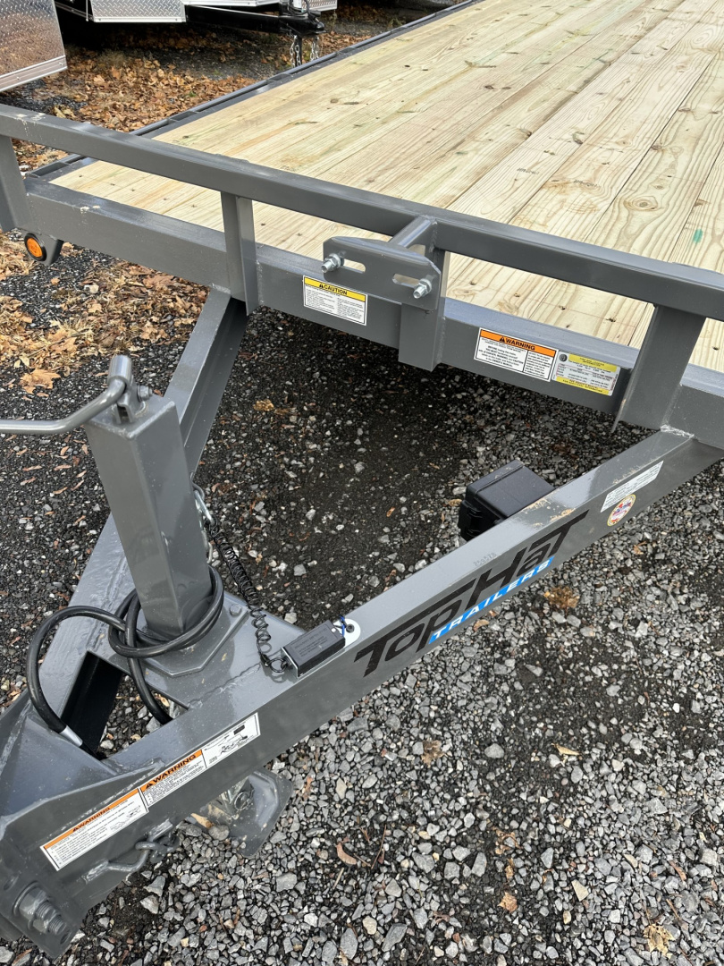 New 2026 Top Hat MDO 16X96 Deckover Trailer