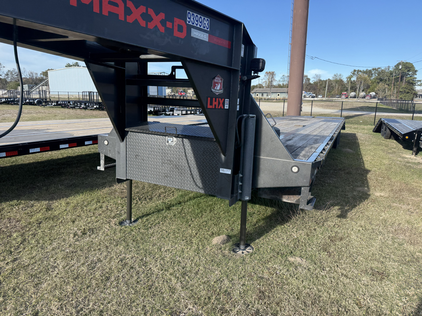 Used 2023 MAXX-D LHX10240 Flatbed Trailer for sale in Pearl River, LA