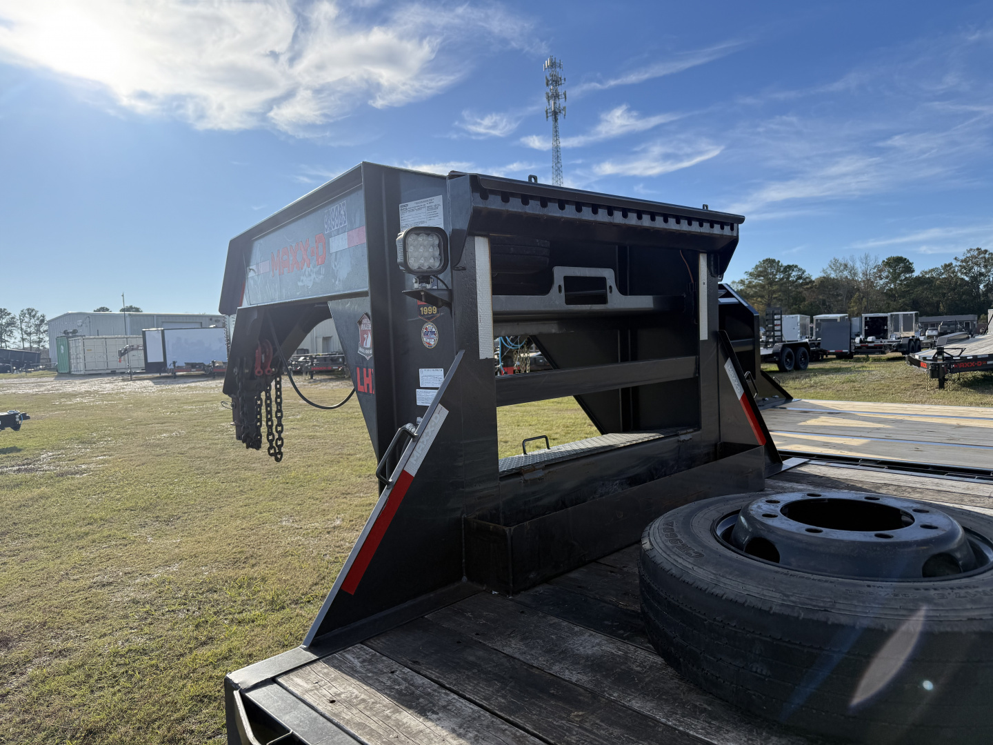 Used 2023 MAXX-D LHX10240 Flatbed Trailer for sale in Pearl River, LA