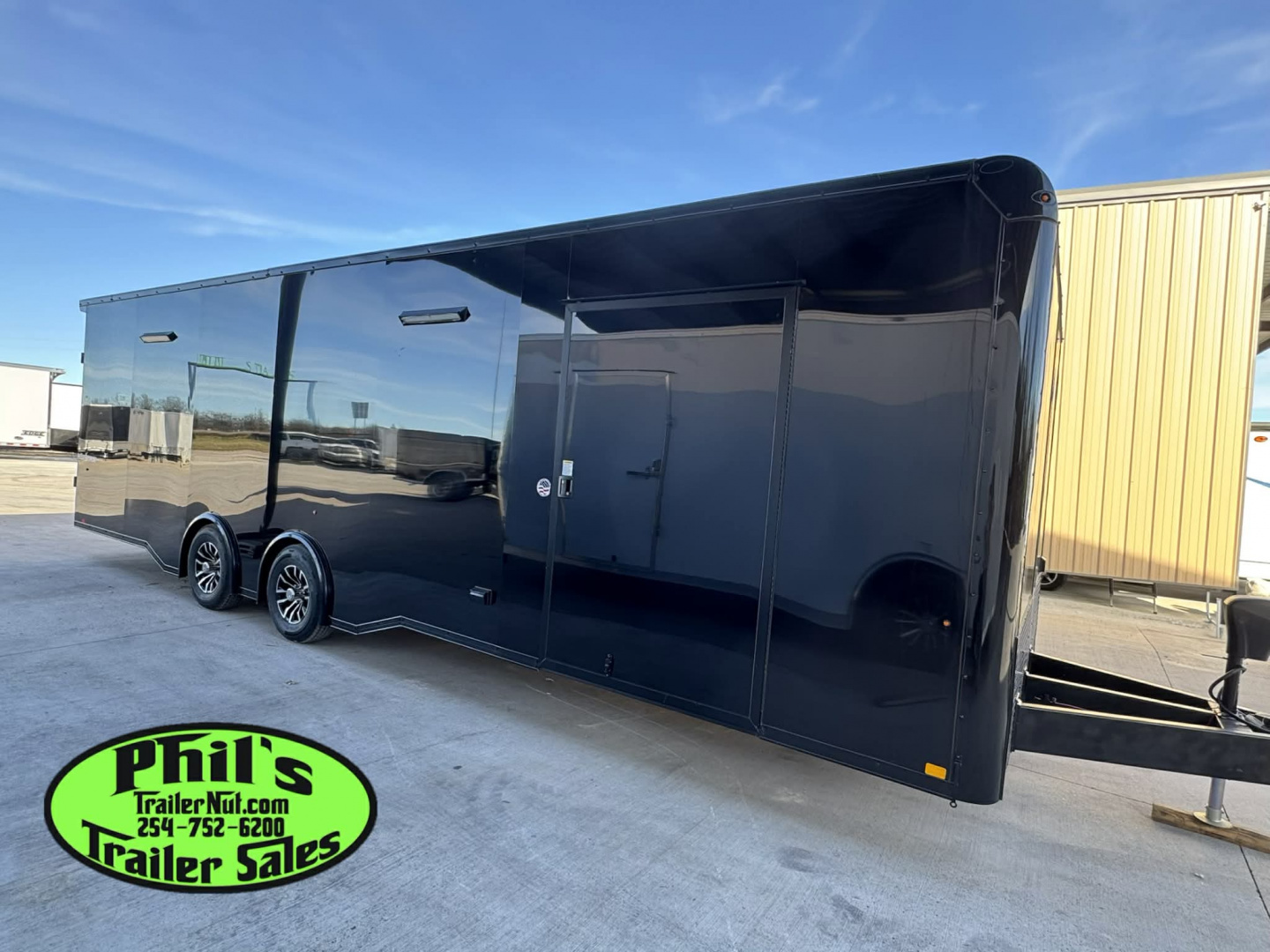 New Pace American 8.5X28 Car / Racing Trailer ENCLOSED CAR HAULER UPGRADED .080 EXTERIOR & REAR WING