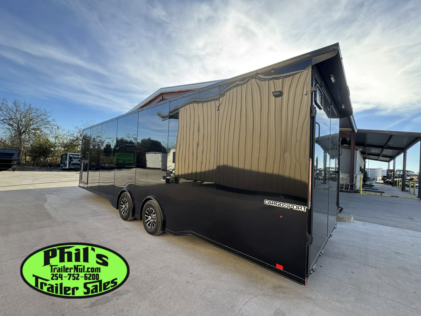 New Pace American 8.5X28 Car / Racing Trailer ENCLOSED CAR HAULER UPGRADED .080 EXTERIOR & REAR WING