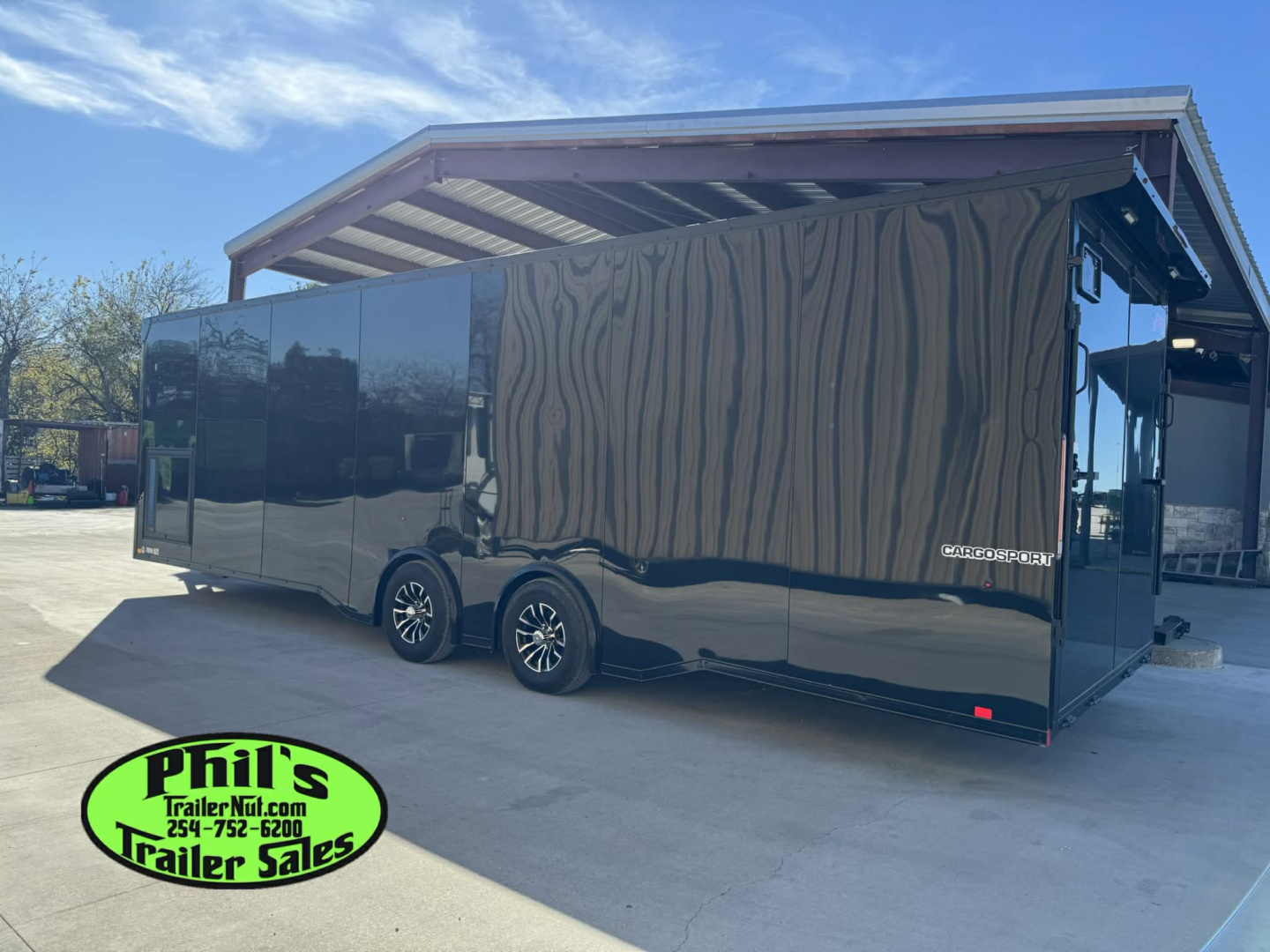 New Pace American 8.5X28 Car / Racing Trailer ENCLOSED CAR HAULER UPGRADED .080 EXTERIOR & REAR WING