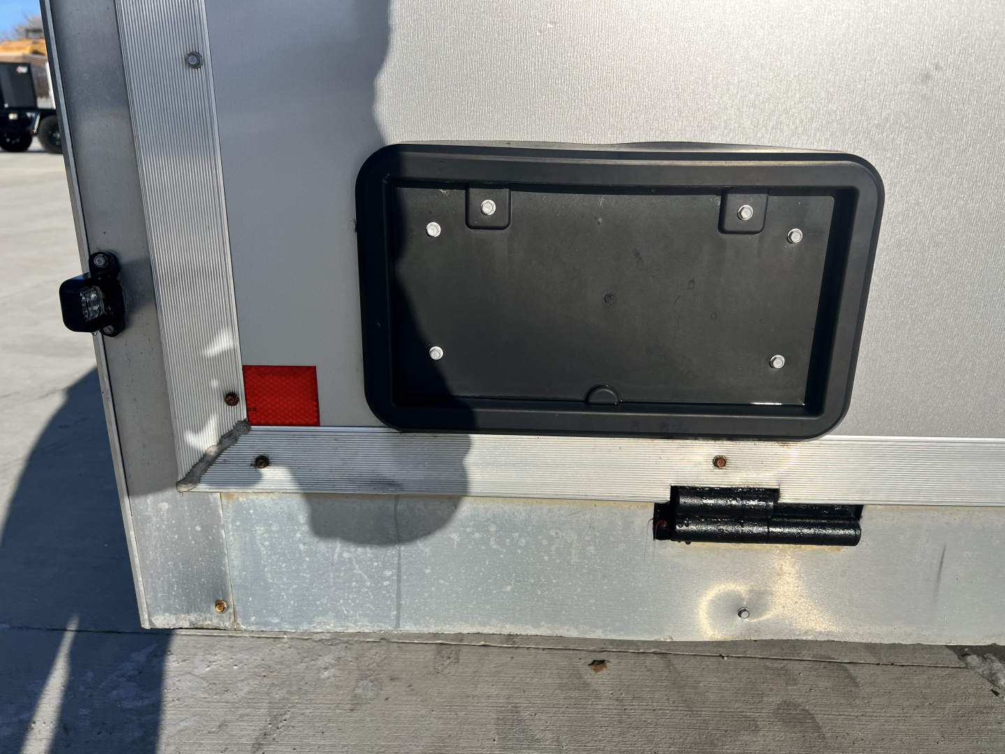 Used 2022 R&M Manufacturing 829 drive out Cargo / Enclosed Trailer