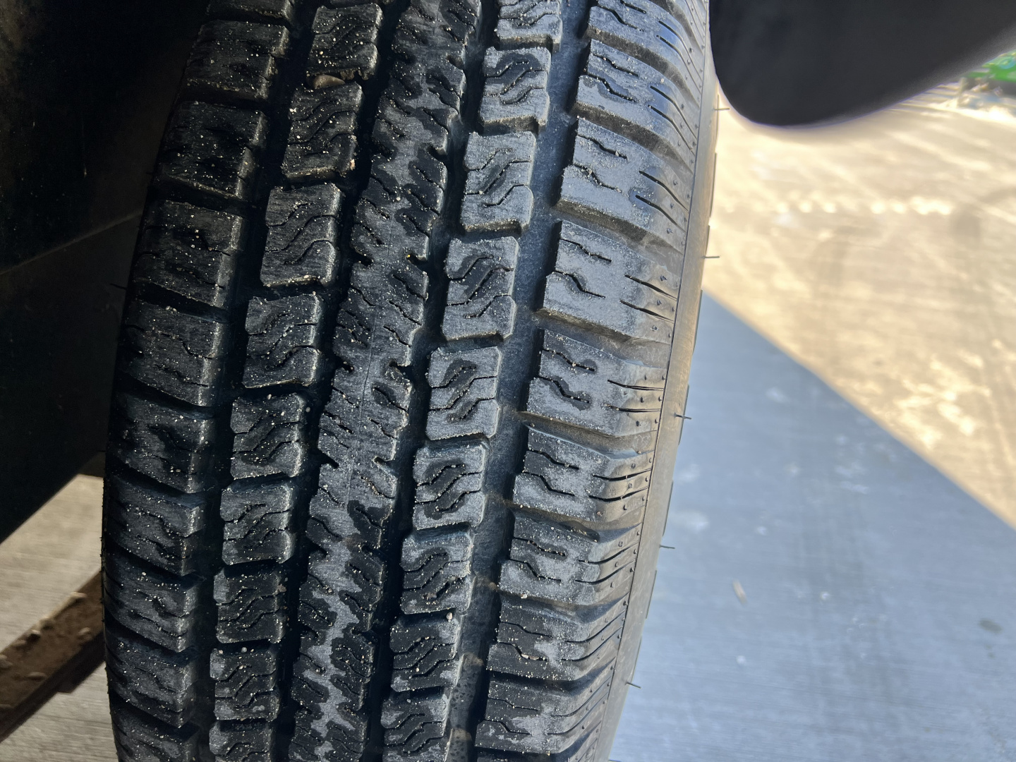 Used 2022 R&M Manufacturing 829 drive out Cargo / Enclosed Trailer