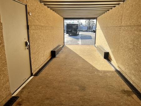 Used 2022 R&M Manufacturing 829 drive out Cargo / Enclosed Trailer