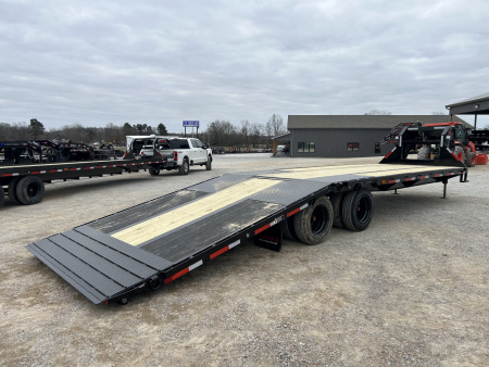 New 2026 MAXXD Gooseneck Trailer | 32' x 102' 30K GVWR
