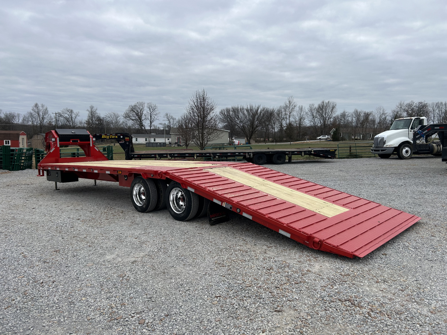 New 2026 MAXXD Gooseneck Trailer | 34' x 102' 30K GVWR