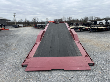 New 2026 MAXXD 102" X 28' 18K Gooseneck Power Tilt Trailer